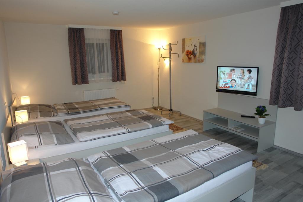 Schwanenstadt Gaestehaus Daniela מראה חיצוני תמונה