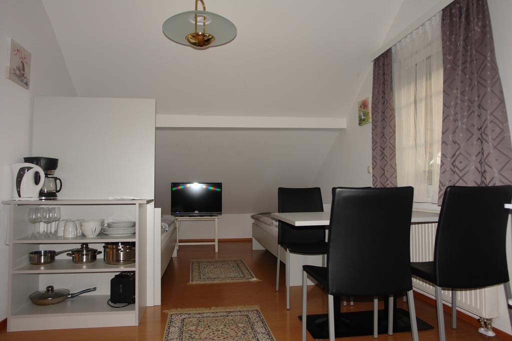 Schwanenstadt Gaestehaus Daniela מראה חיצוני תמונה