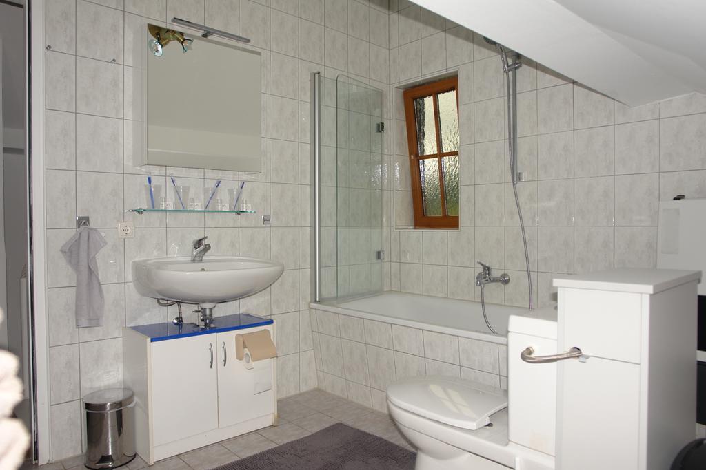 Schwanenstadt Gaestehaus Daniela מראה חיצוני תמונה